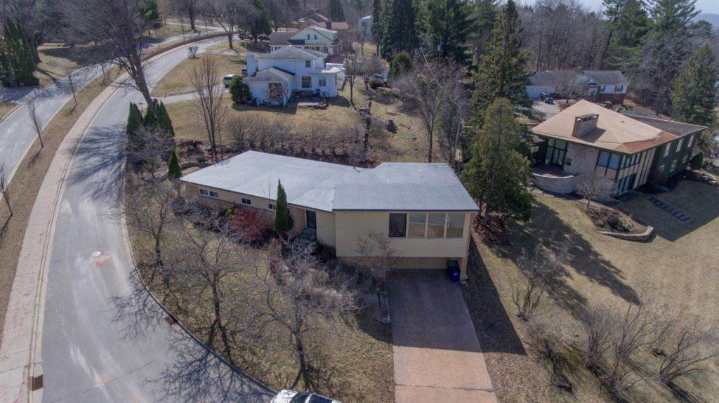 1101 Highland Park Boulevard - Photo 1