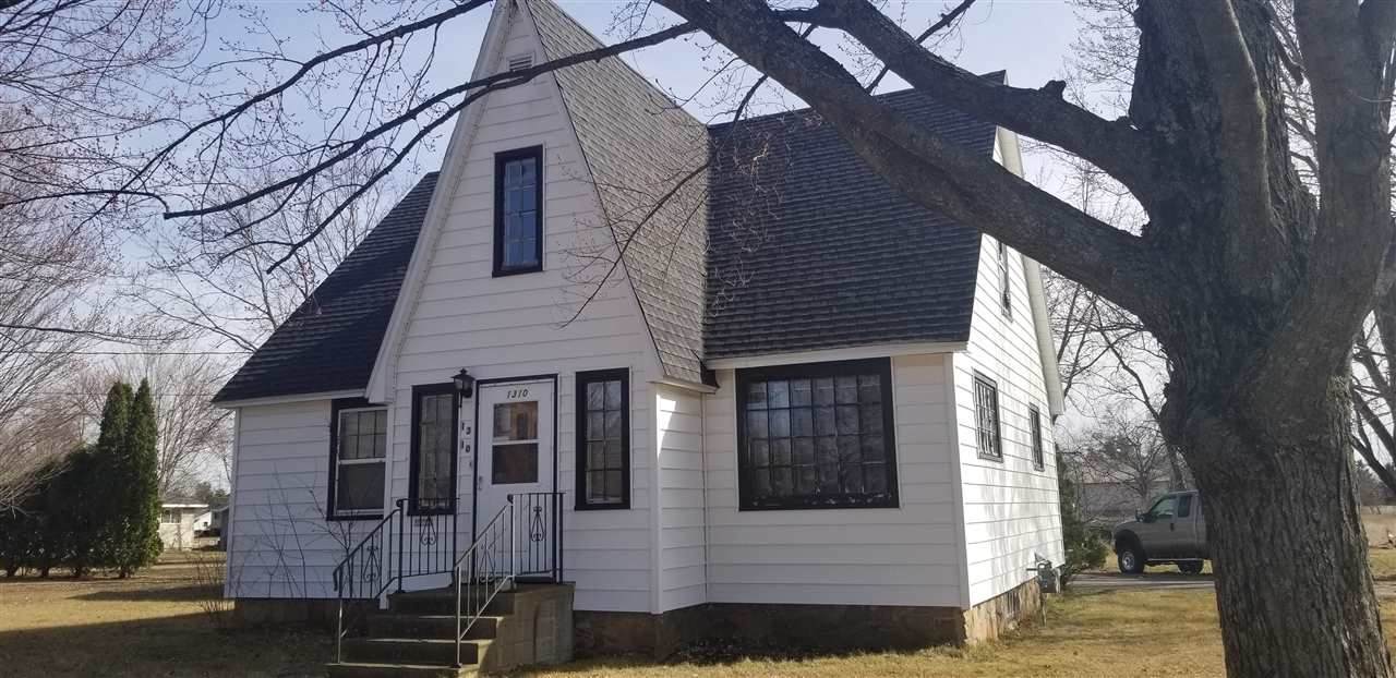 1310 Daly Avenue - Photo 1