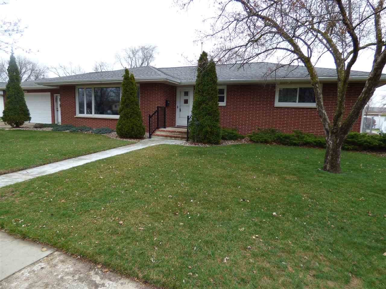 717 Frontenac Avenue - Photo 1