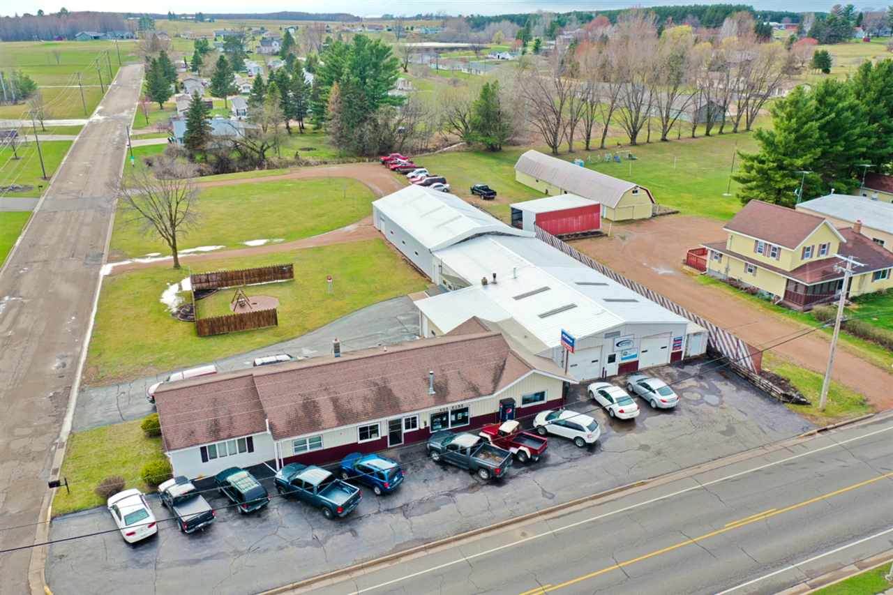 909 Pine Street - Photo 1
