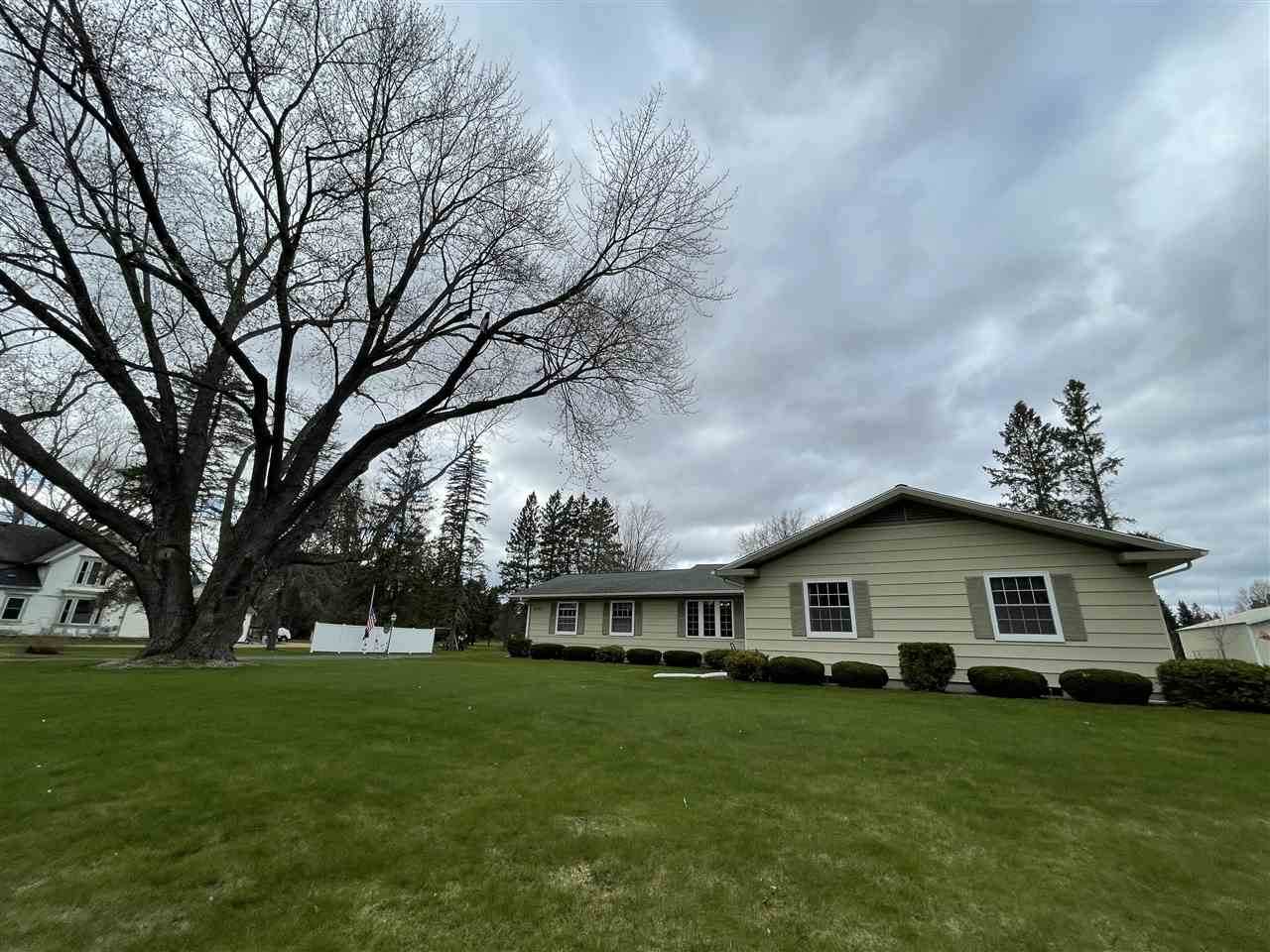 504 County Road F - Photo 1