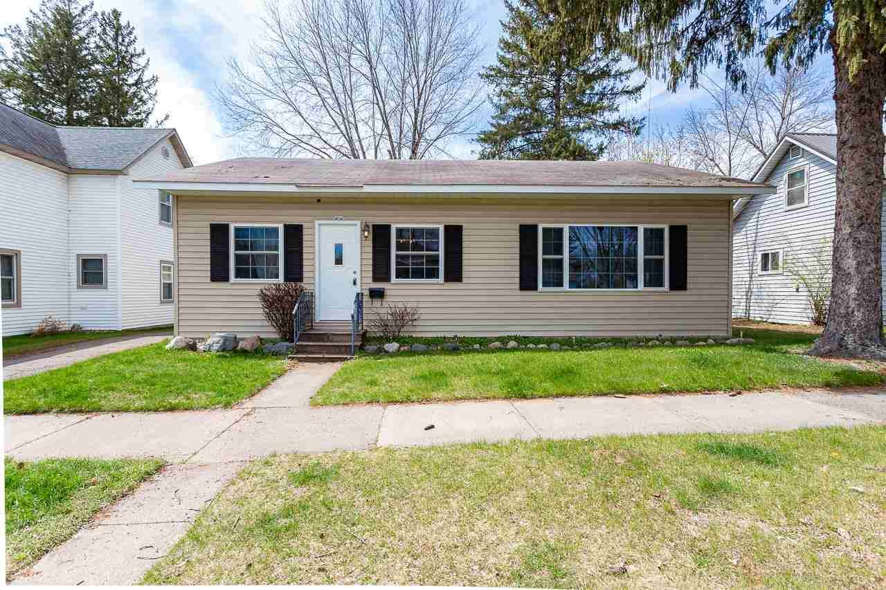 404 Cottage Street - Photo 1