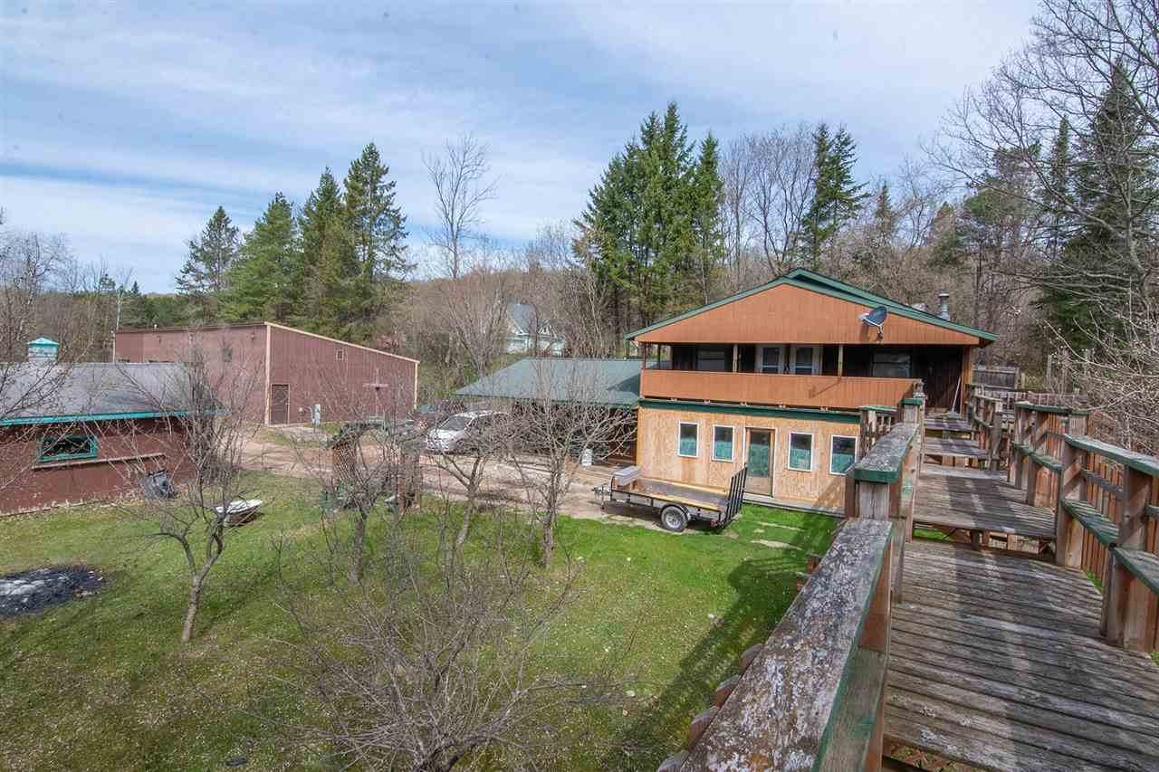 1832 Oconto Avenue - Photo 1