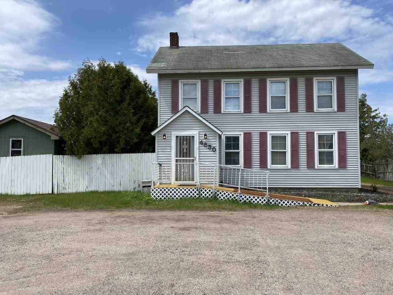4830 8TH STREET SOUTH - Photo 1