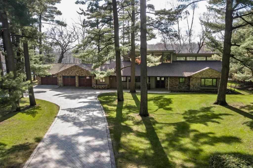 3738 Riverview Drive - Photo 1