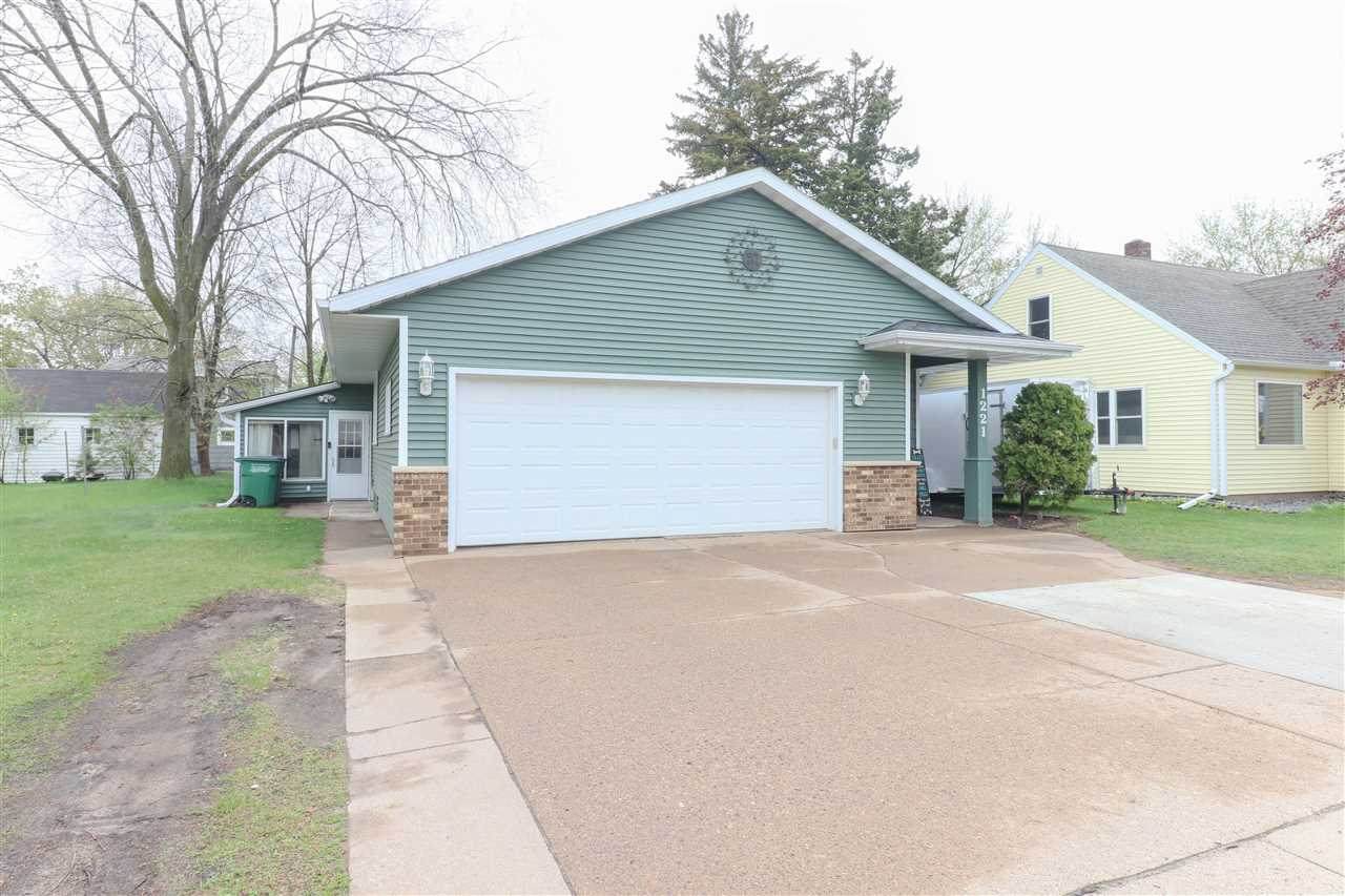 1221 Chestnut Street - Photo 1