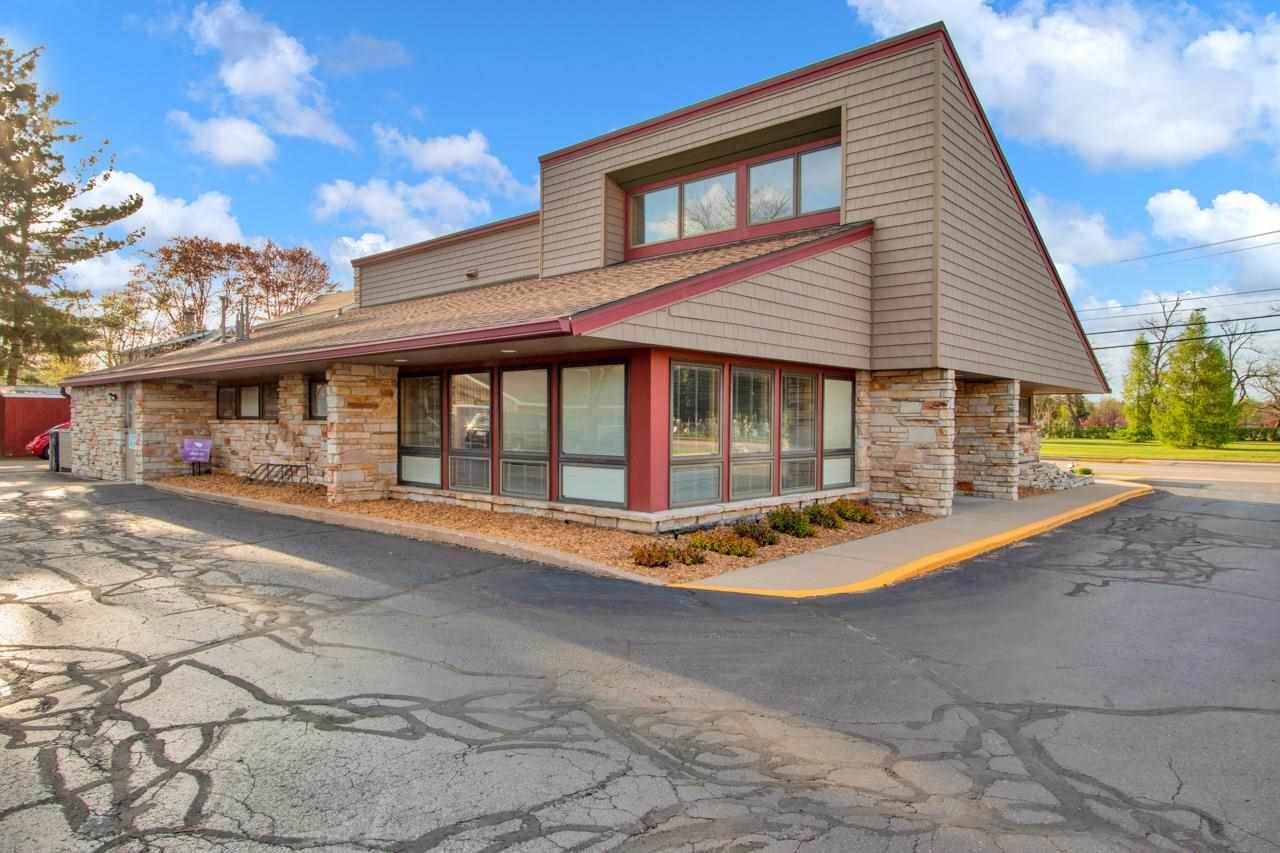 3125 Main Street - Photo 1