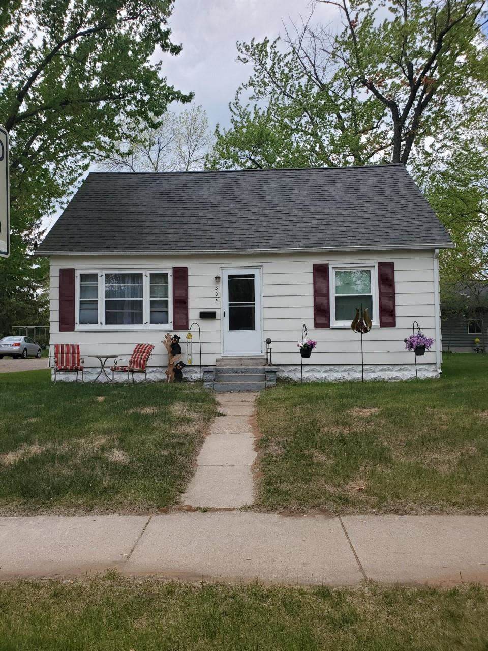305 Section Street - Photo 1