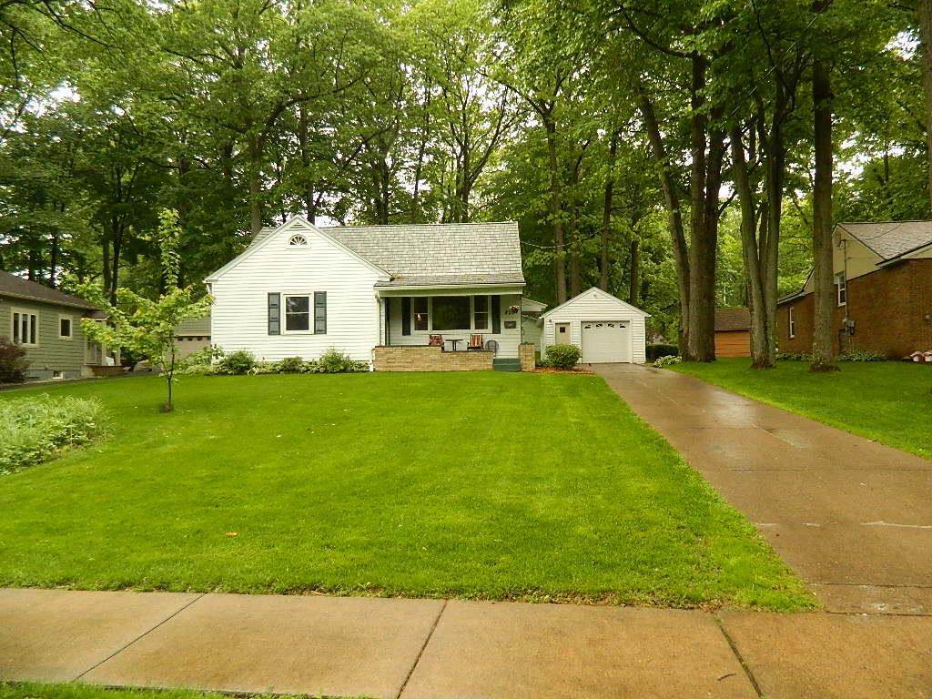809 2ND STREET - Photo 1