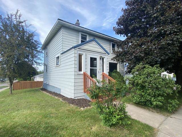 401 Blodgett Street - Photo 1