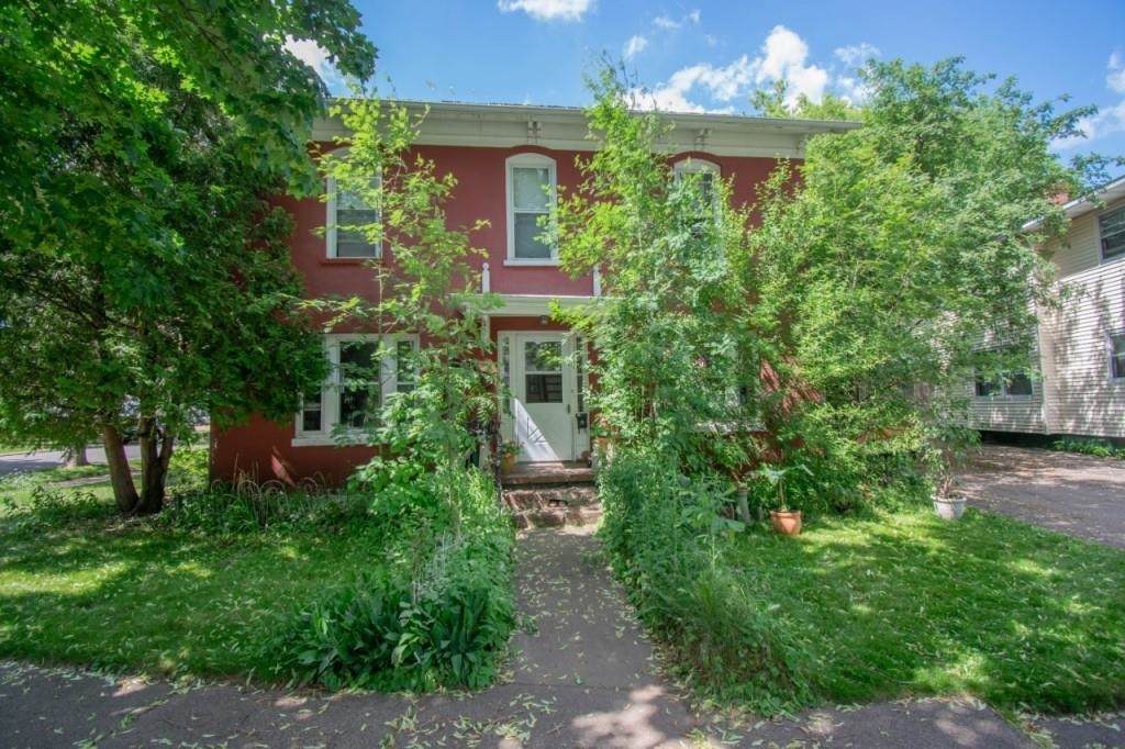620 Le Messurier Street - Photo 1