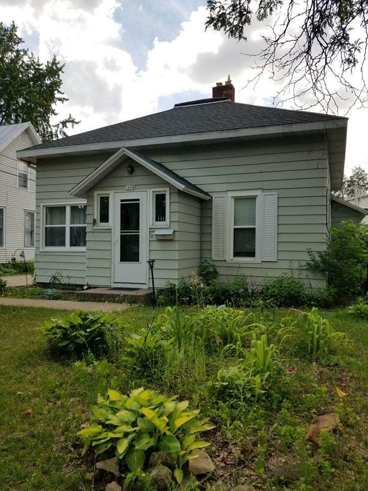 1608 Wyatt Avenue - Photo 1