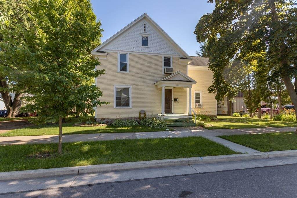609 Chicago Avenue - Photo 1