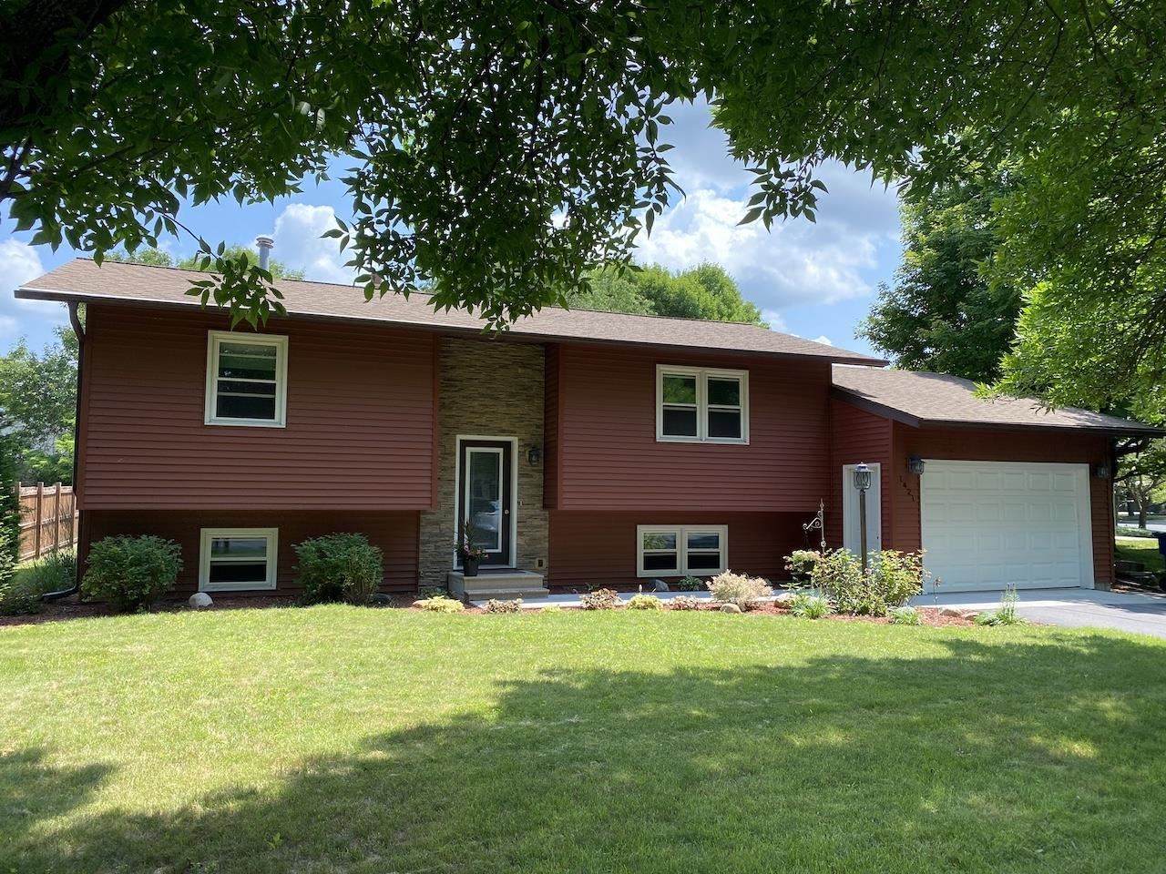 1421 Pearson Street - Photo 1