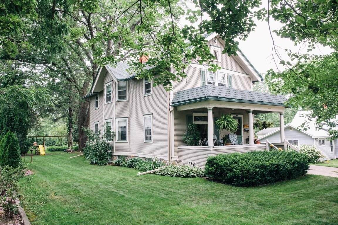110 Hewett Street - Photo 1