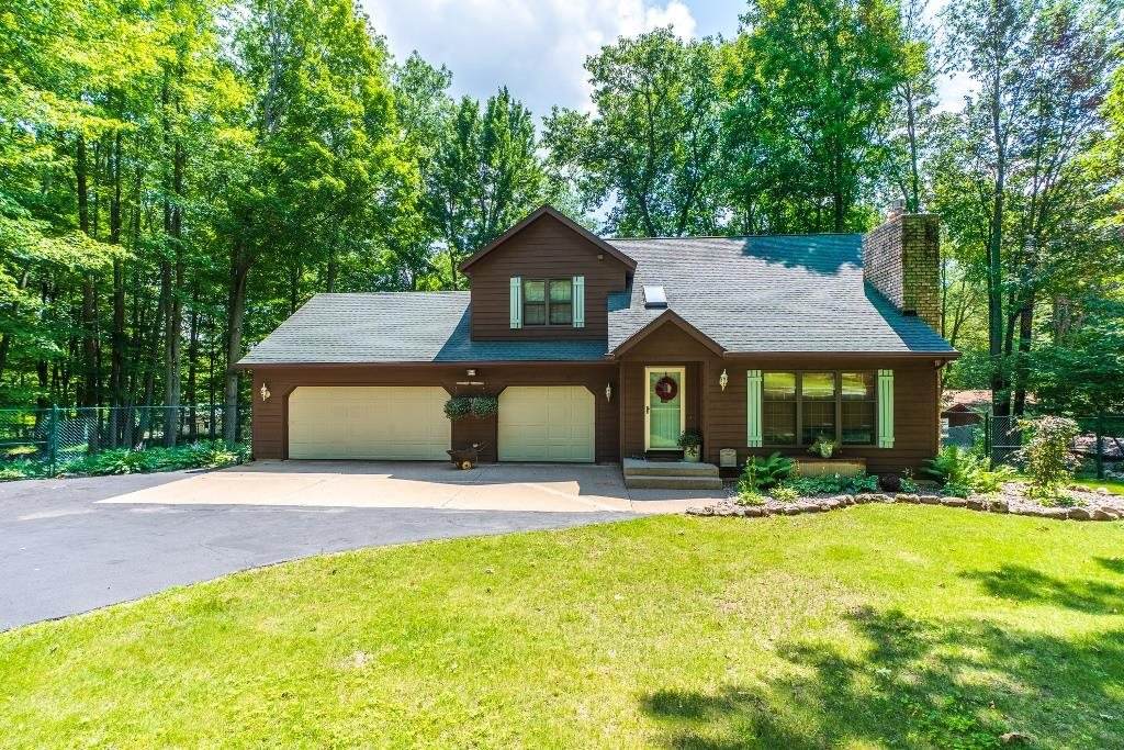 151533 Jonquil Lane - Photo 1