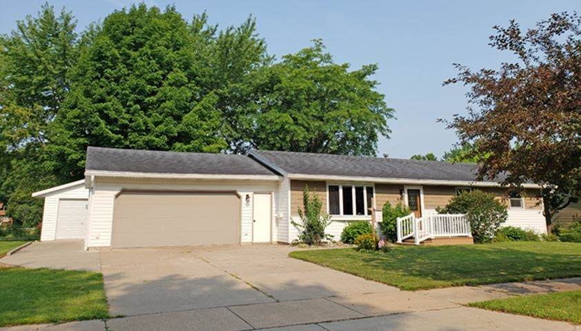 410 Linden Avenue - Photo 1