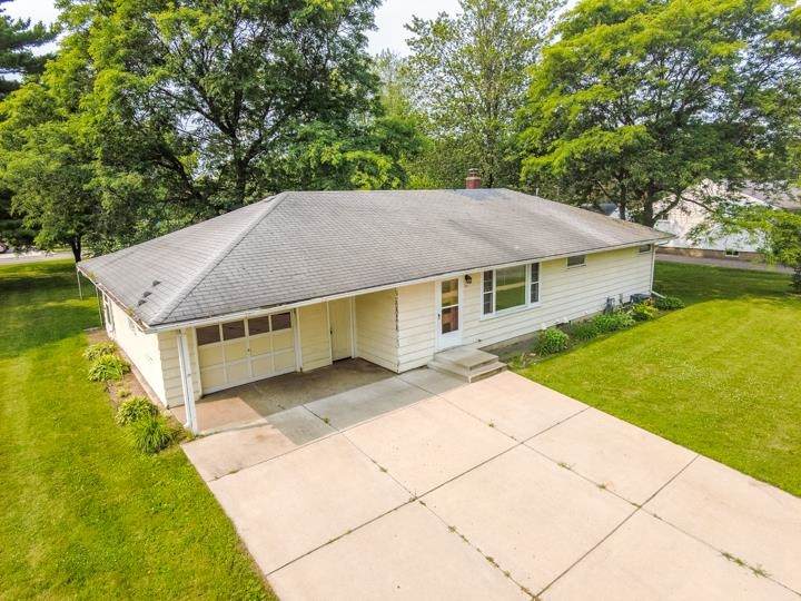 107 Leroy Street - Photo 1