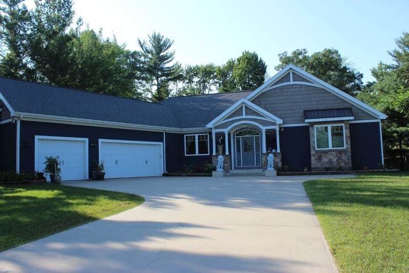 4440 River Drive - Photo 1