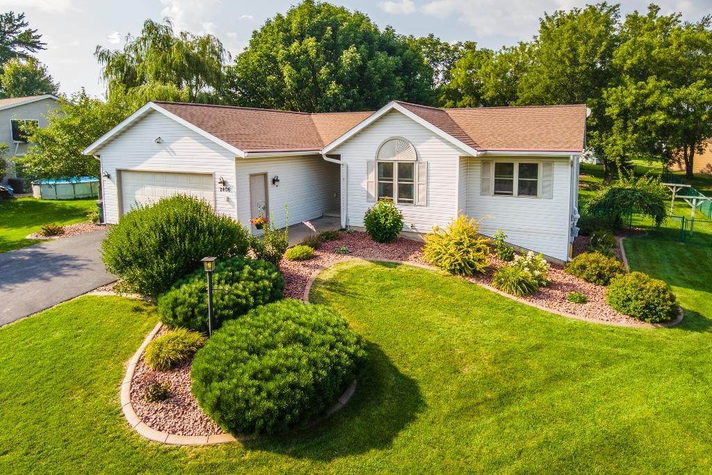 2406 Pointe Road - Photo 1