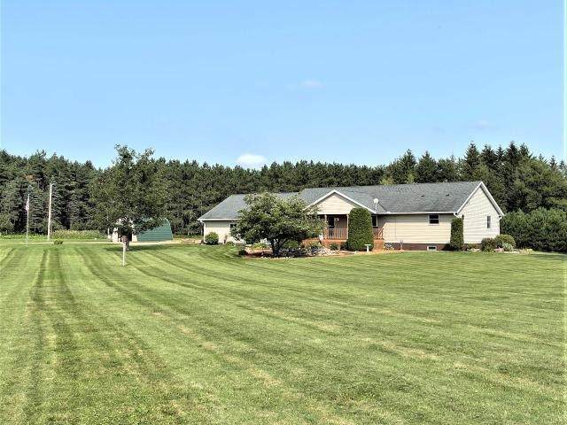 N8714 Maplewood Road - Photo 1