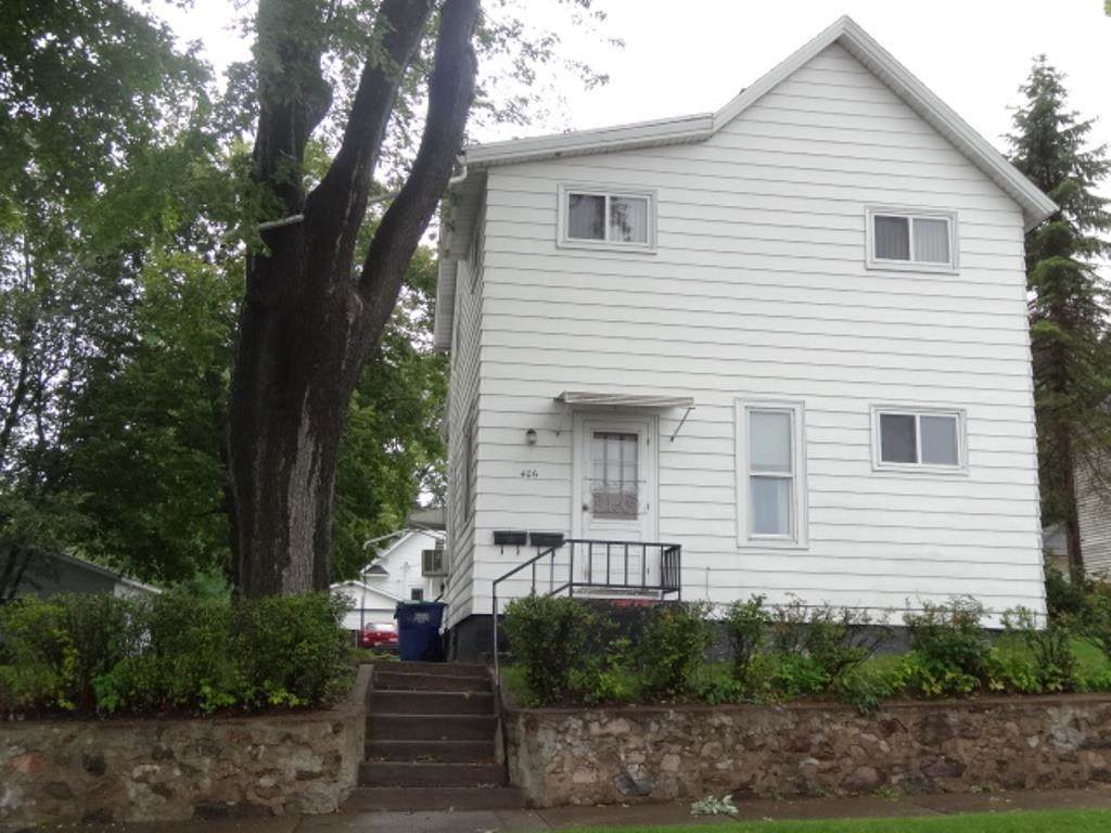406 4TH AVENUE - Photo 1