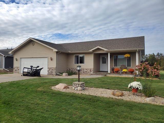 814 Roberts Street - Photo 1