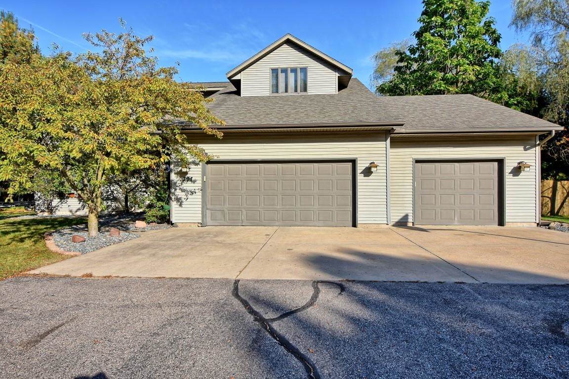 301 Virginia Drive - Photo 1