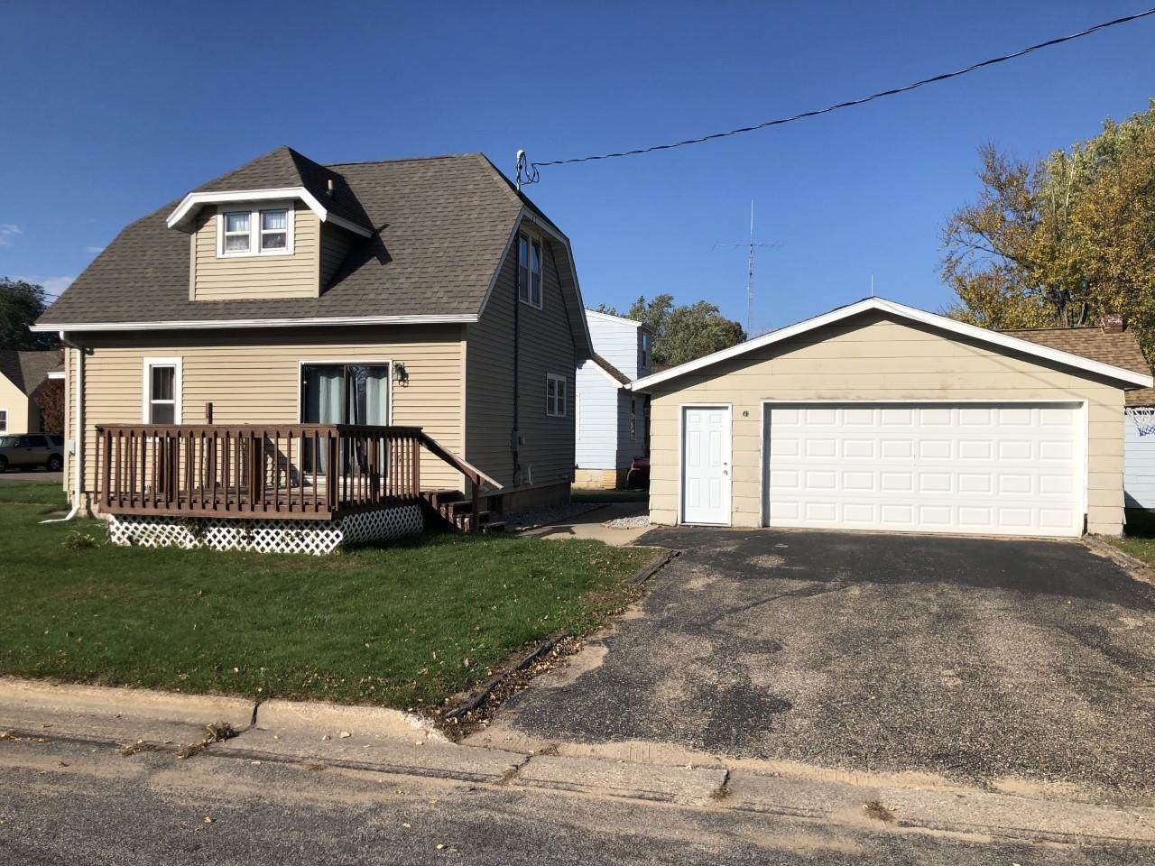 210 13TH STREET NORTH - Photo 1
