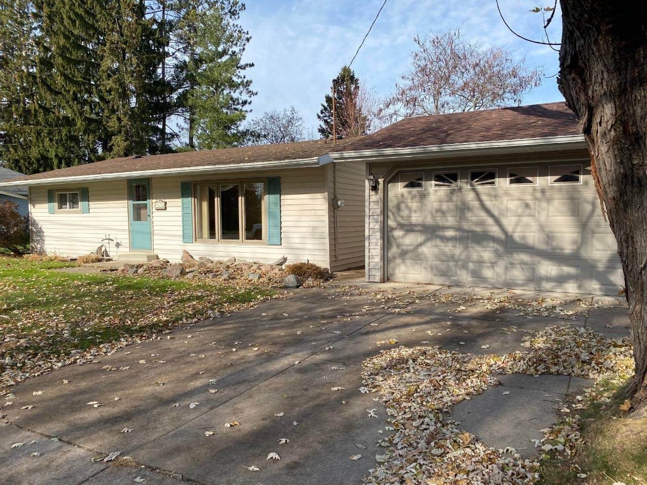 1316 1ST AVENUE - Photo 1