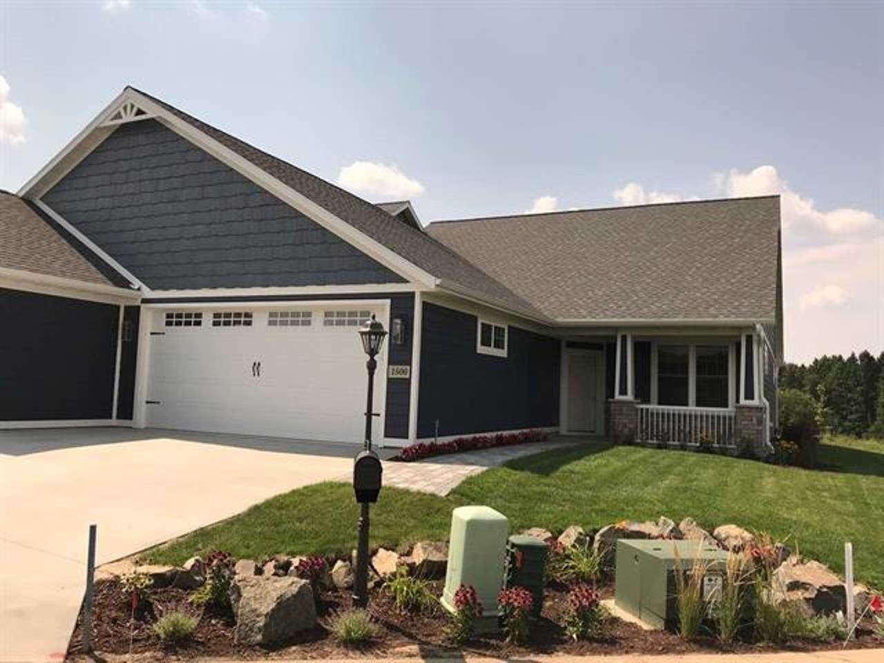 1820 Green Vistas Drive - Photo 1
