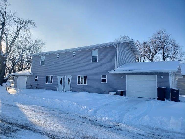 700-702 2ND STREET - Photo 1