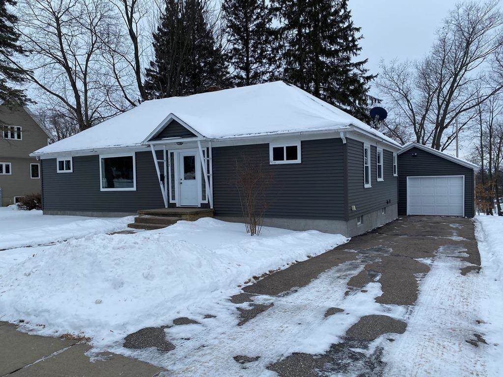 113 Wilson Avenue - Photo 1