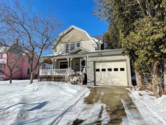 112 Vine Avenue - Photo 1