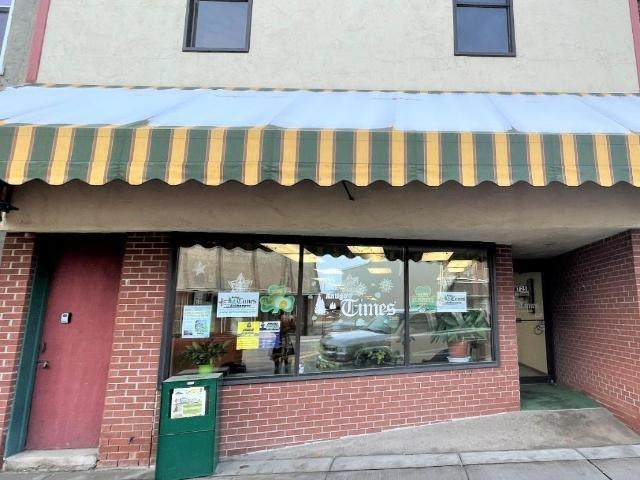 725 5TH AVENUE - Photo 1