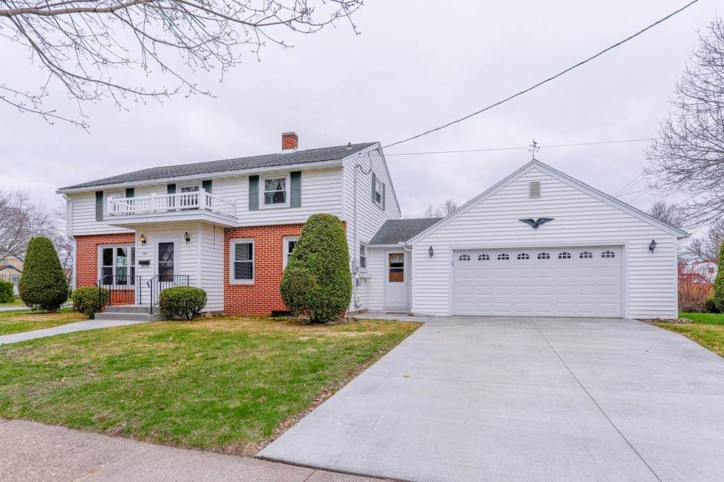 901 Norton Street - Photo 1