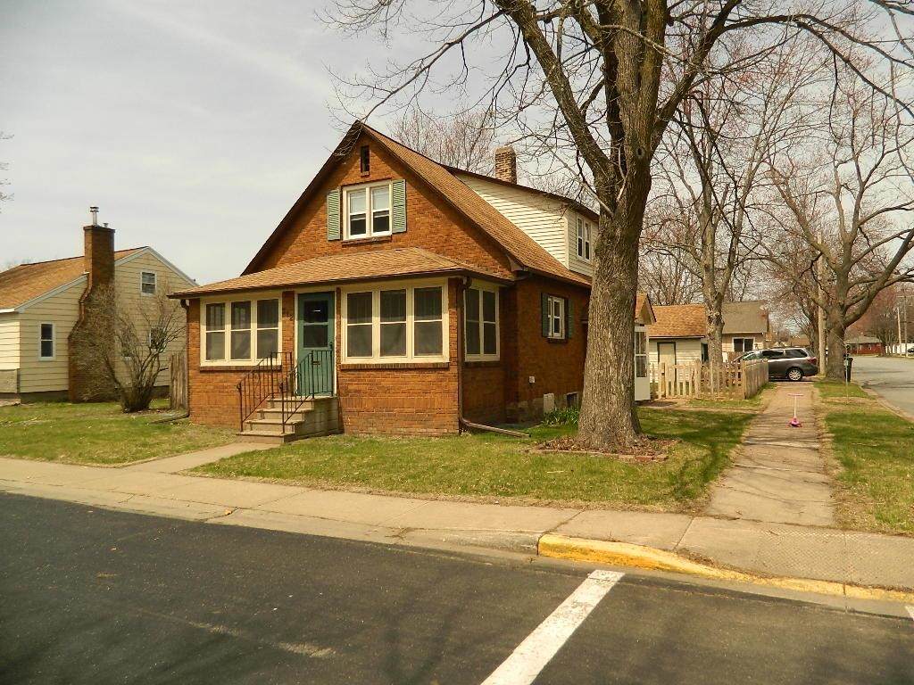 312 Clark Avenue - Photo 1