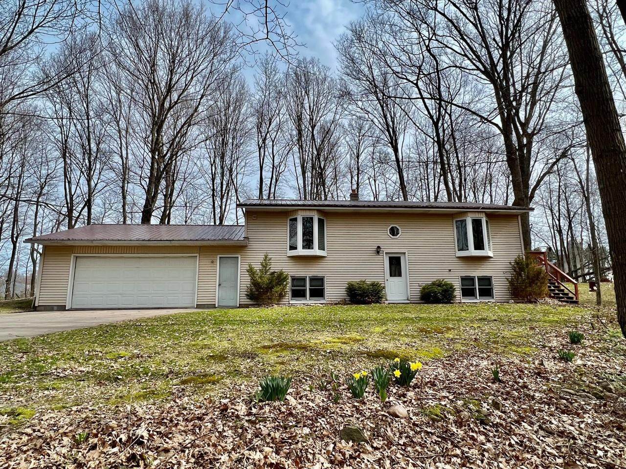 N4468 Sterling Avenue - Photo 1