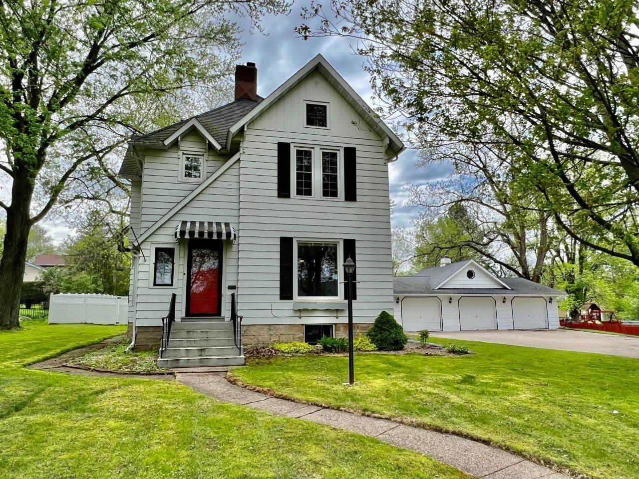 302 Clay Street - Photo 1