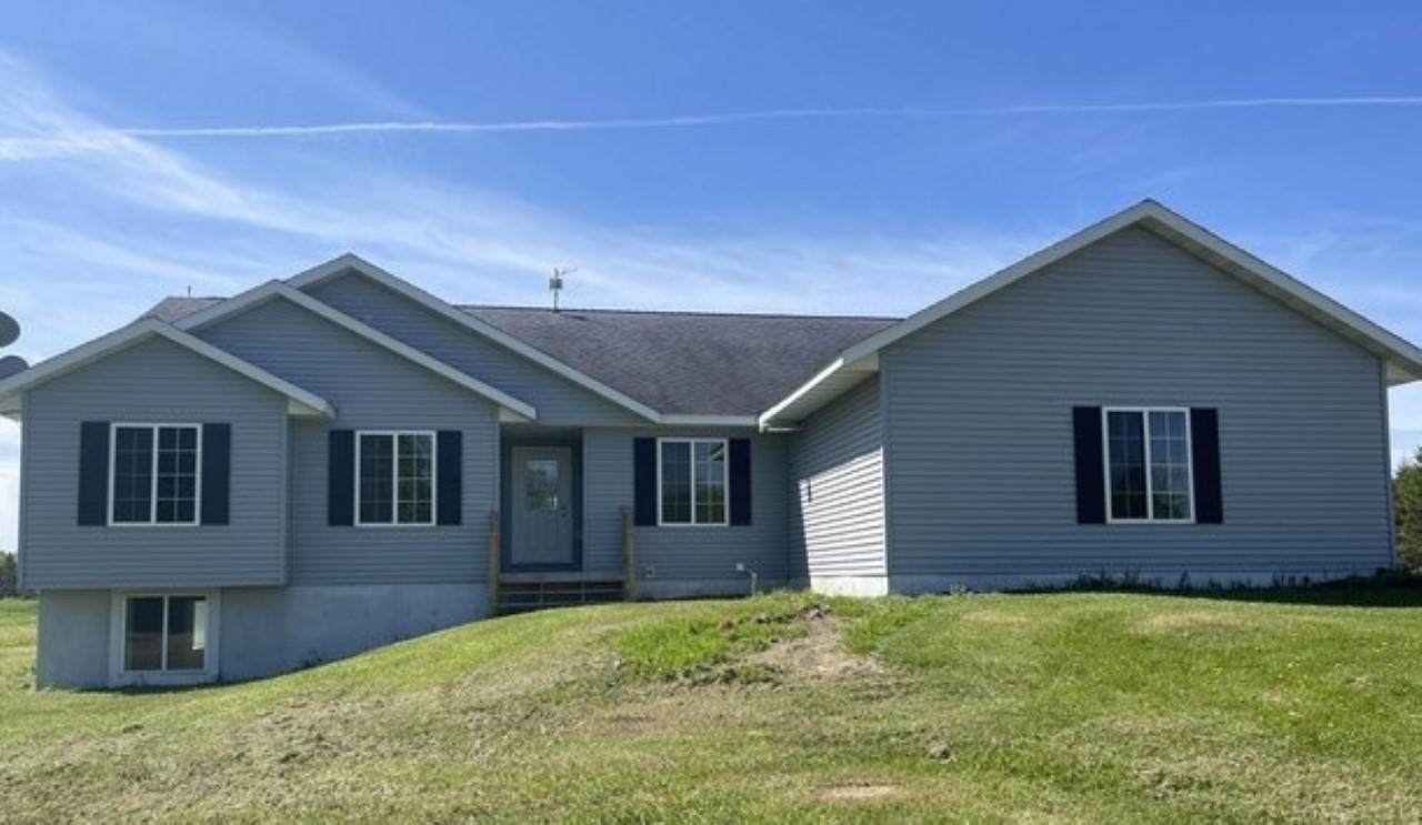 105313 Hoff Road - Photo 1