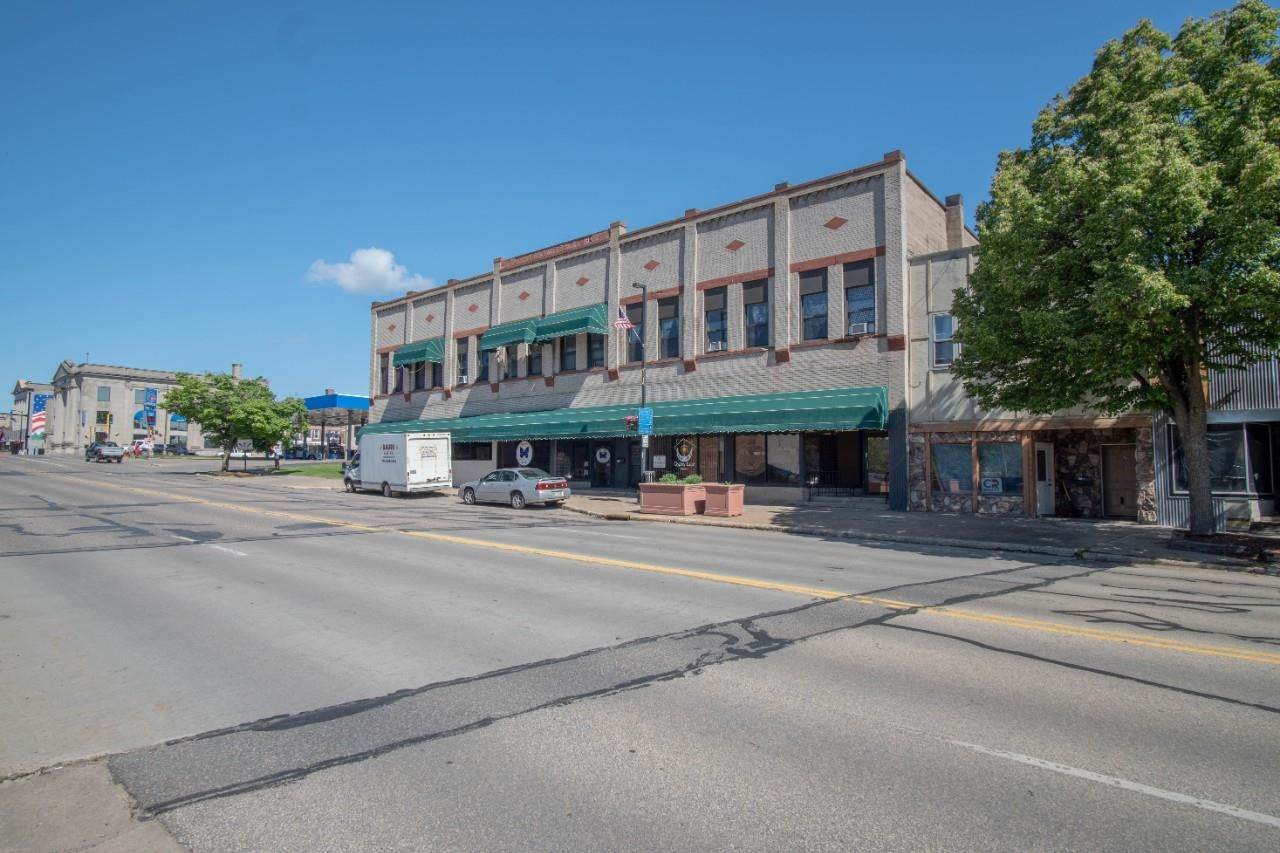 614 5TH AVENUE - Photo 1