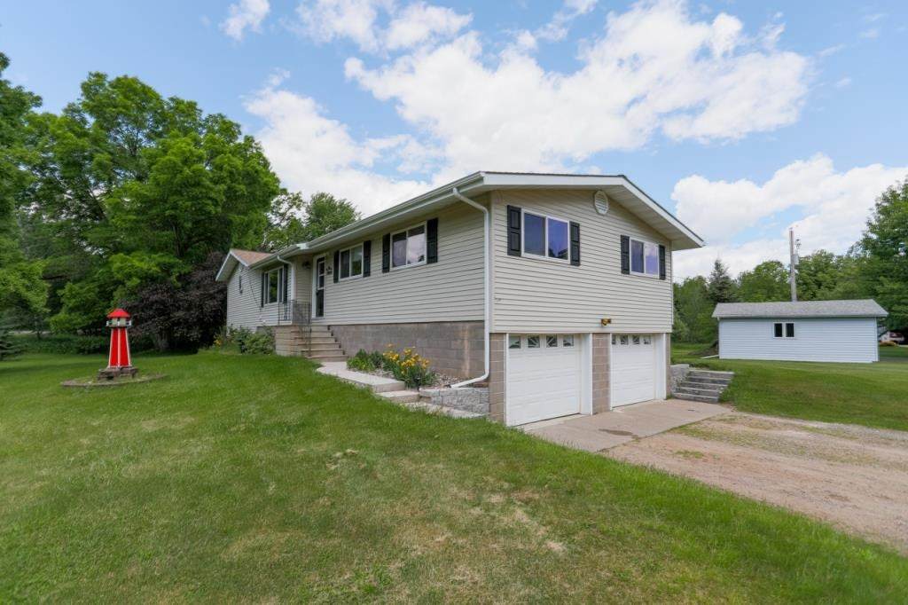 226433 Blue Jay Lane - Photo 1