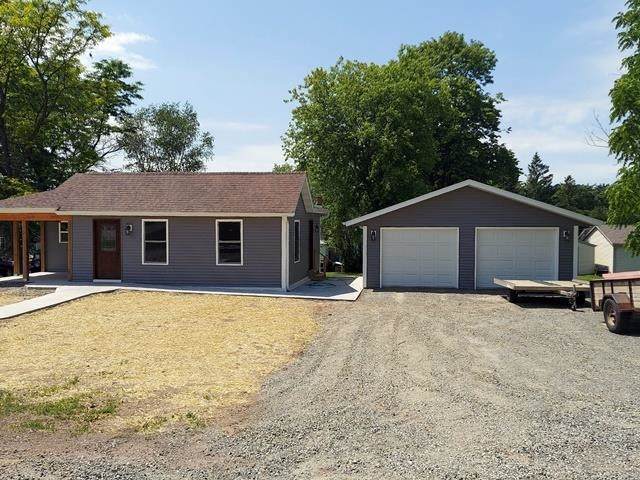 1802 Hewett Street - Photo 1