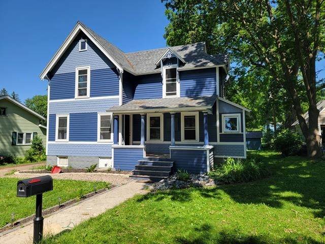 217 Grand Avenue - Photo 1