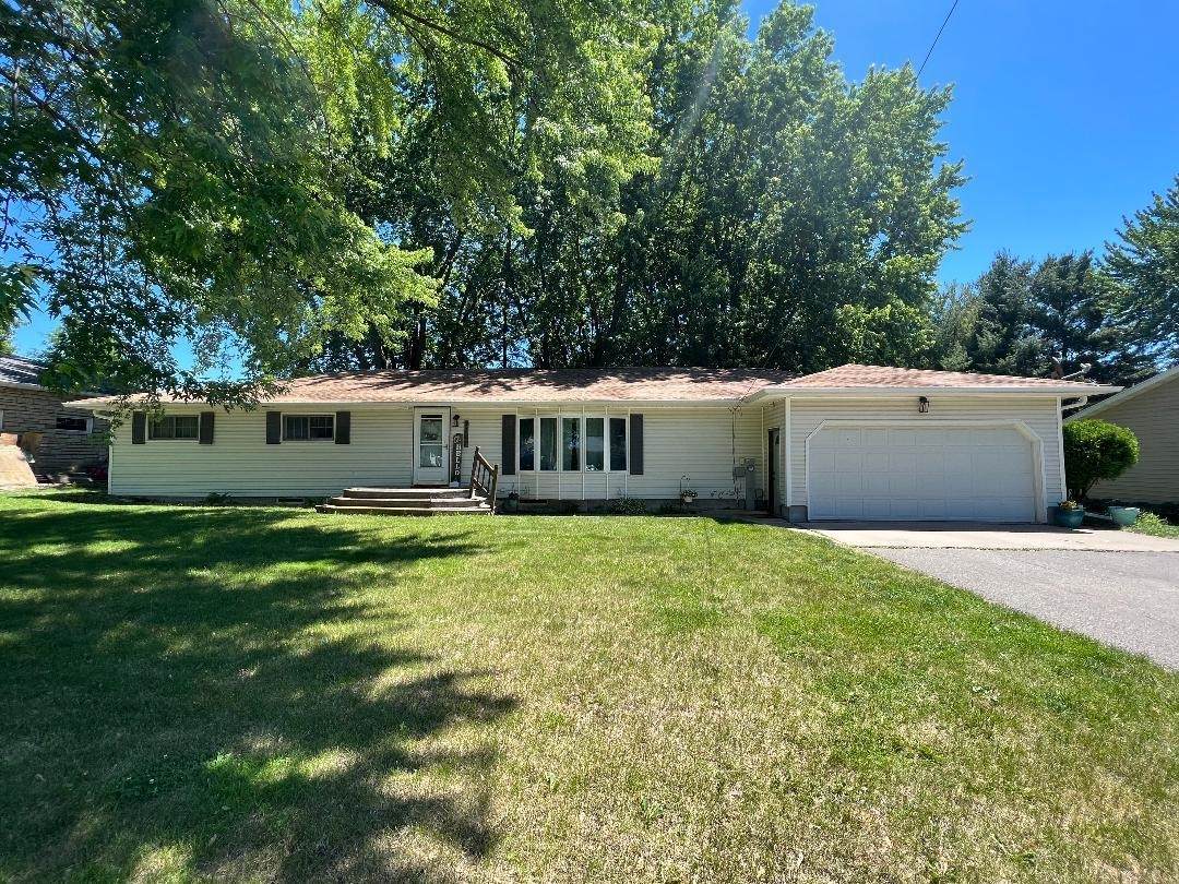 1707 Cedar Avenue - Photo 1