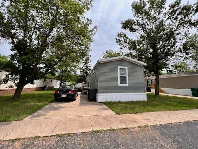 4610 8TH STREET SOUTH - Photo 1
