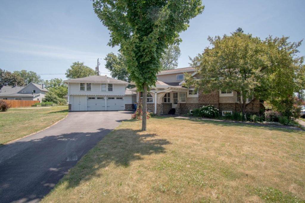 908 Grand Avenue - Photo 1