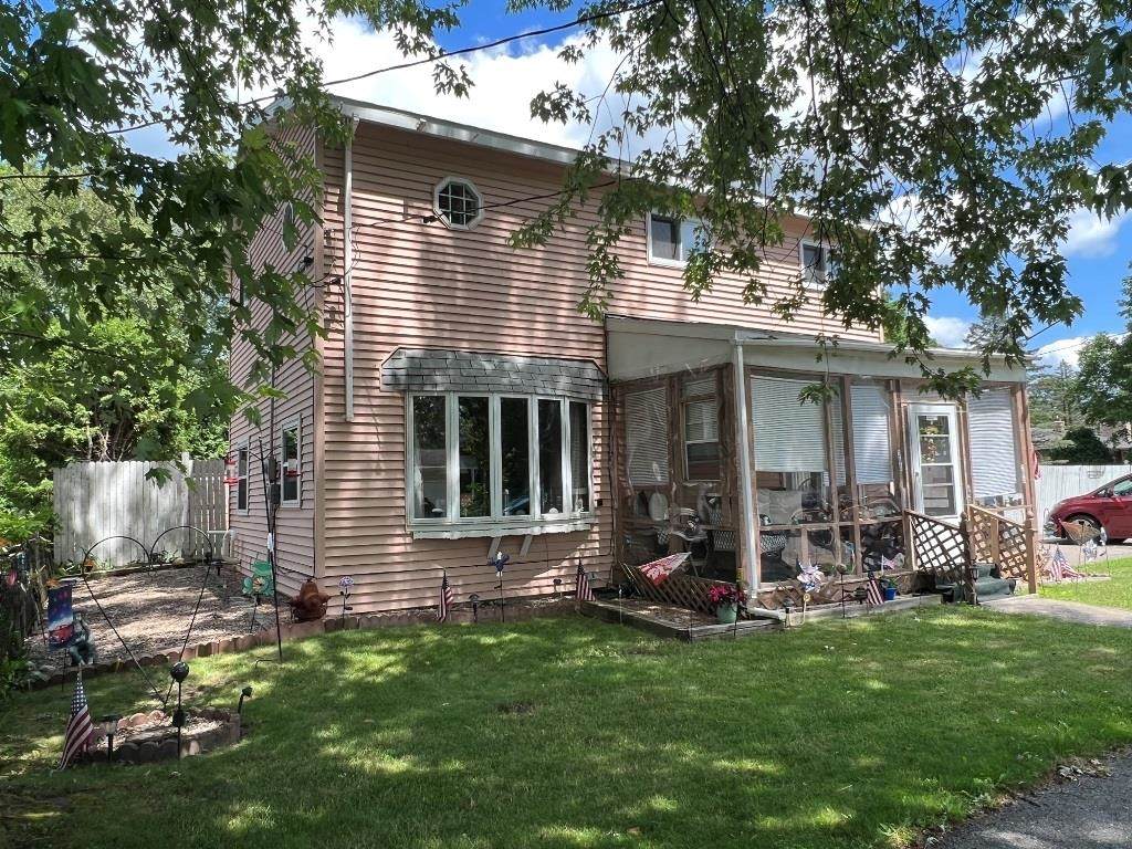 208 Kirkwood Street - Photo 1