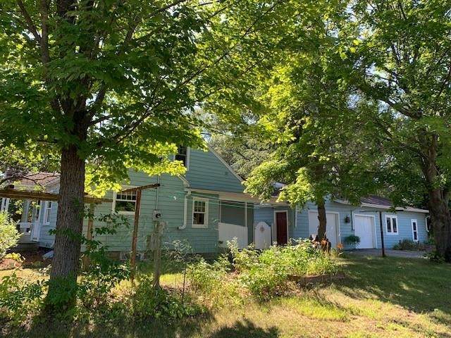912 4TH STREET - Photo 1