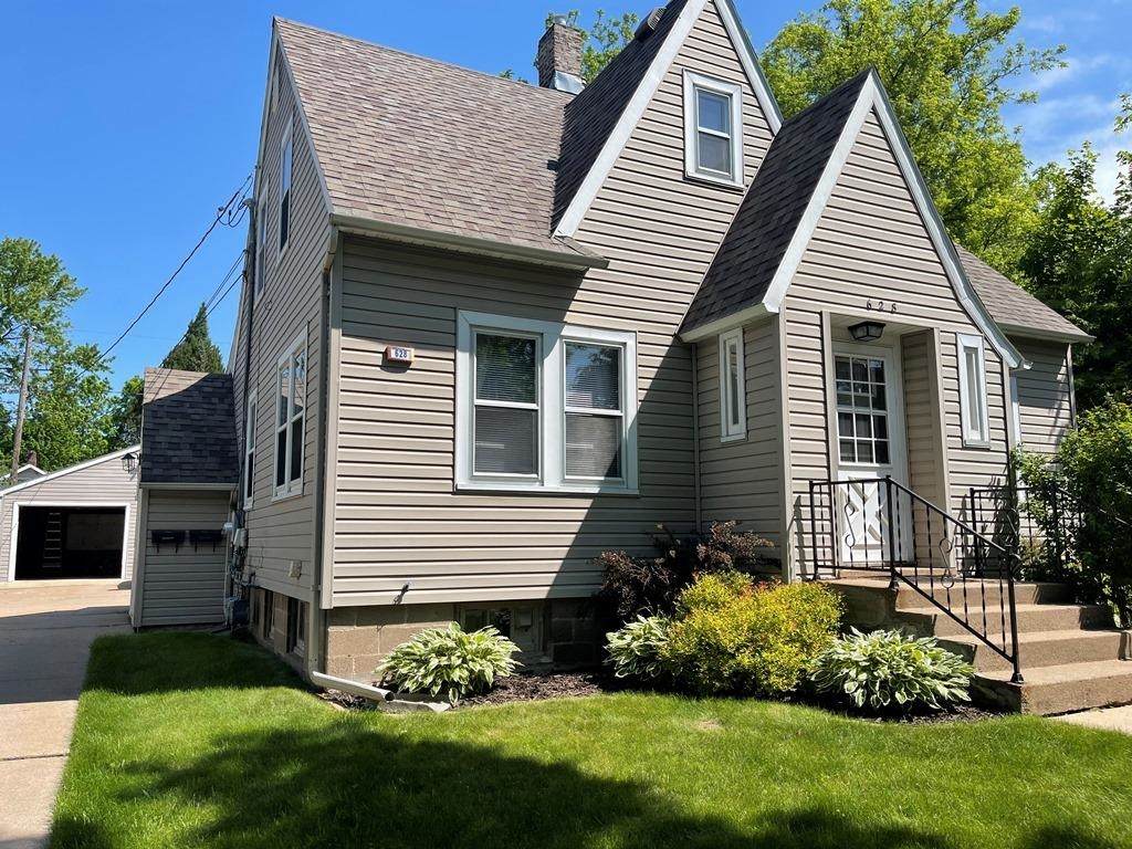 628 Augusta Avenue - Photo 1